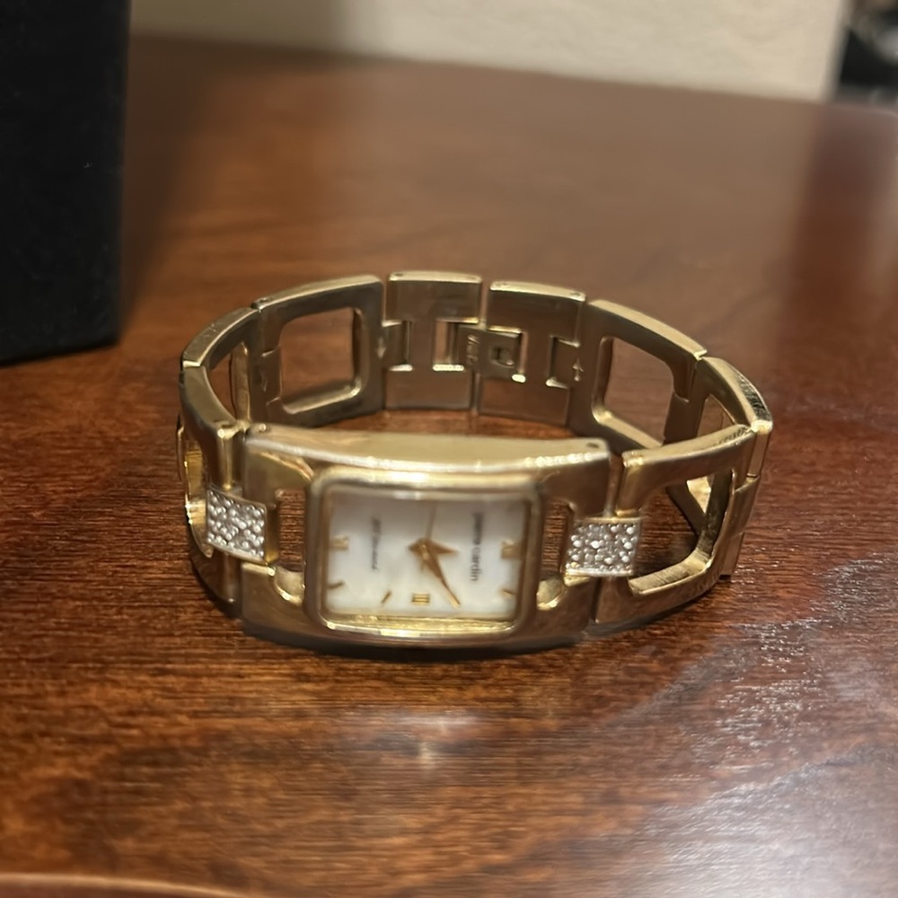 Gold Tone Rectangular Face Watch - Picture 4 of 9